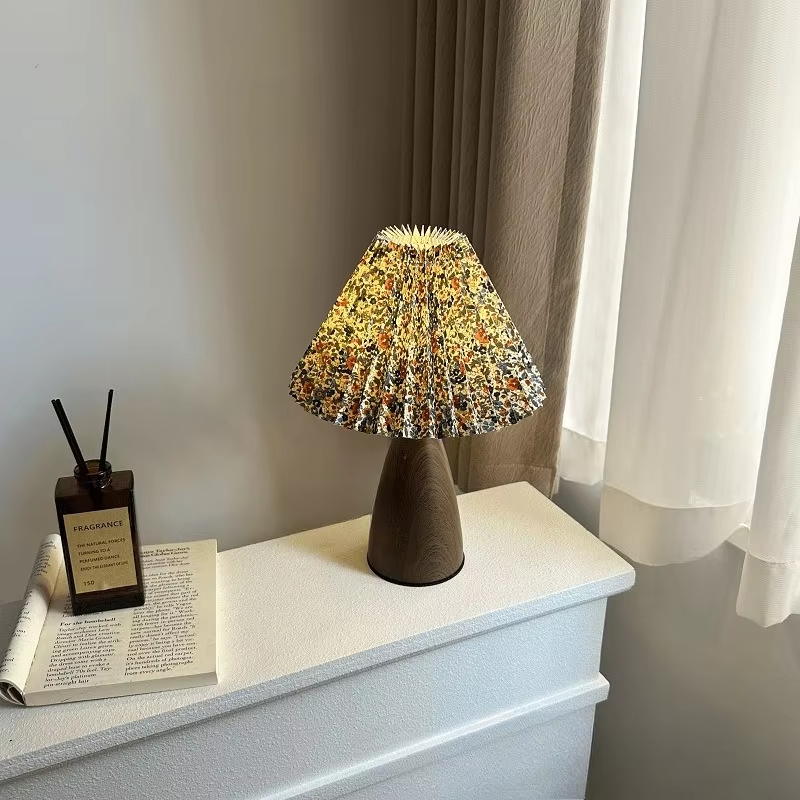 Retro LED Table lamp Pleated Room Decoration Night lamp USB For Home Living Bedroom Bedside Decorative Simple Desk Lighting
